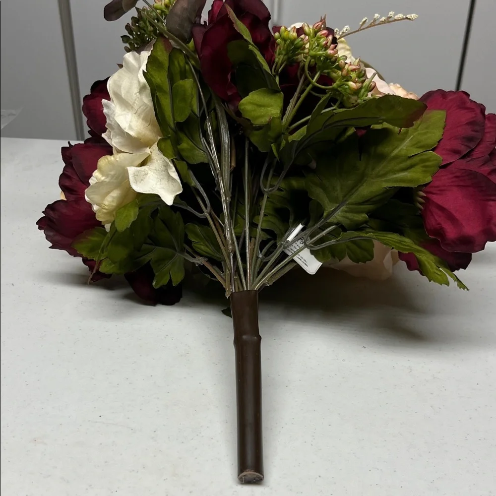 Elegant Floral Arrangement in Cream and Burgundy